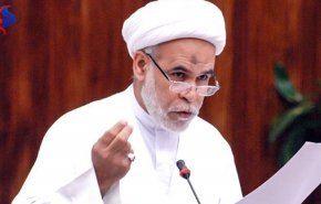 أهالي الدير: اعتقال الشيخ حمزة الديري، استهداف ممنهج