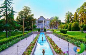 حديقة ارم التاريخية في شمال غرب مدينة شيراز في ايران