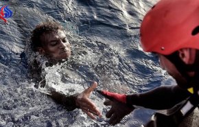 إنقاذ 54 مهاجرا إفريقيا بسواحل جزيرة 