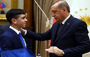 أردوغان يستقبل الطفل الفلسطيني 