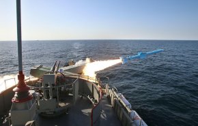 شلیک موشک کروز قدیر از یگان شناوری ارتش برای اولین بار/ انهدام هدف در عمق دریا