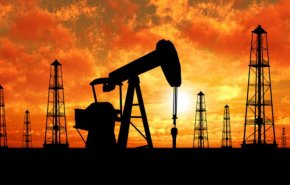 لأول مرة منذ نهاية 2014 سعر برميل النفط الخام يتجاوز 71$