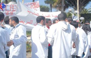﻿الجزائر.. أطباء مقيمون يتهمون السلطات بعرقلة هجرتهم إلى الخارج!