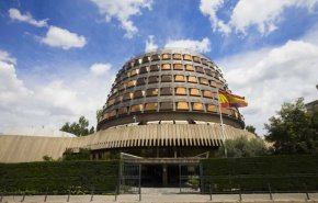 المحكمة الدستورية الاسبانية تنظر في طعن مدريد بحق بوتشيمون