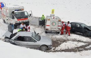 ايران.. اغاثة 40 الف شخص كانوا عالقين بسبب الثلوج