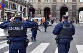 أربعة موقوفين بشبهة توفير أسلحة لمنفذي اعتداءات ارهابية في باريس في 2015
