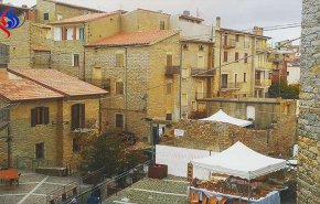 قرية إيطالية تعرض منازلها للبيع بـ 1 يورو فقط+صور