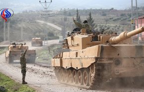 بالفيديو والصور.. الأكراد يفجرون دبابة تركية في عفرين