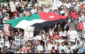 پافشاری مردم اردن بر برکناری دولت و انحلال پارلمان