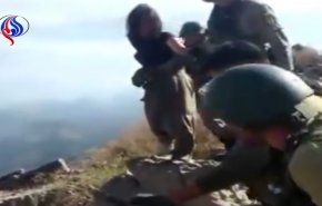 بالفيديو: جنود أتراك يعدمون مقاتلتين كرديتين شمالي سوريا