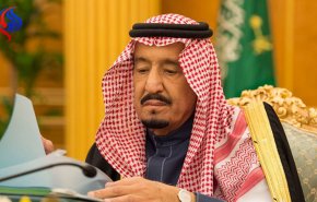 الملك السعودي يبعث رسالة مع مبعوثه الخاص إلى لبنان