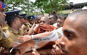 سريلانكا.. تدمير مسجد في هجوم لبوذيين 