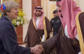 آبزرور: لندن کرنش شرم‌آور مقابل ولیعهد سعودی را متوقف کند