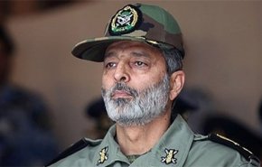 قائد الجيش: الصهاينة لايجرؤون على التواجد بالخليج الفارسي