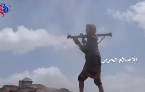 بالفيديو/ ضربات قاضية لمرتزقة العدوان السعودي في اليمن