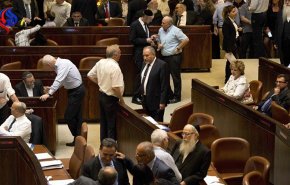 الكنيست يصادق على قانون سحب الإقامة من الفلسطينيين في القدس