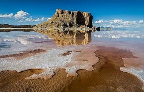 بازگشت دریاچه ارومیه تا ۱۲ سال آینده