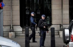 الشرطة البريطانية تفحص مادة مريبة في مقر البرلمان 