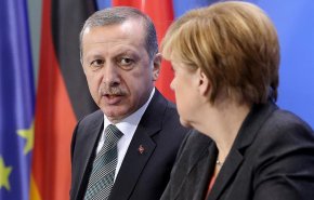 گفت‌وگوی تلفنی مرکل و اردوغان در زمینه اقدام علیه تروریسم