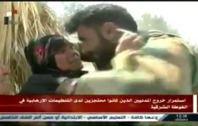 فيديو مؤثر لجندي سوري يلتقي والدته لأول مرة منذ 8 سنوات