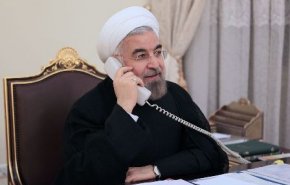دکتر روحانی سال جدید را به رهبر معظم انقلاب اسلامی تبریک گفت