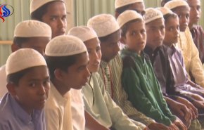 شاهد.. هذا ما فعلته مدارس اسلامية بنغلاديشية بأطفال الروهينغا