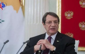 قبرص تتهم تركيا بتبني دبلوماسية السفن الحربية