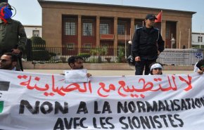 شاهد.. القضاء التونسي يرفض دخول الصهاينة الی ارضه 