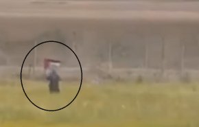 بدم بارد.. قناص إسرائيلي يصيب امرأة شرق غزة +فيديو