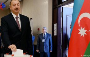 بدء الانتخابات الرئاسية في أذربيجان وعلييف الأوفر حظا