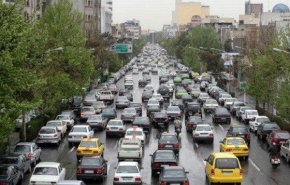 باران معابر بزرگراهی و ورودی تهران را قفل کرد