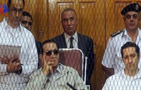 مصر.. حكم نهائي بالسماح لحفيد مبارك بالسفر خارج البلاد