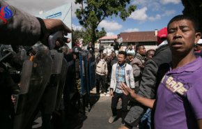 شرطة مدغشقر تفرق احتجاجات للمعارضة 