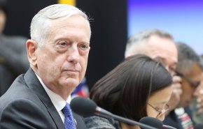 ماتيس: الناتو لن يتخلى عن إجراء حوار مع روسيا