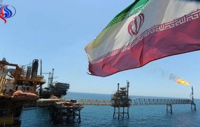 إيران: صادرات النفط والمكثفات تخطت 2.5 مليون برميل يوميا