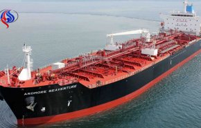 بلومبرگ: به رغم تهدیدهای آمریکا، صادرات نفت ایران رکورد زد