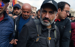 أرمينيا.. زعيم المعارضة يدعو أنصاره لإيقاف المظاهرات