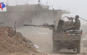 بالفيديو؛ هكذا يتقدم الجيش السوري في الحجر الأسود

