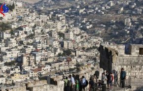 معاريف: صفقة القرن تشمل فصل 4 أحياء عن القدس