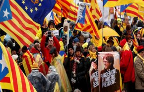 محكمة بلجيكية ترفض تسليم اسبانيا وزراء سابقين في الحكومة الكاتالونية