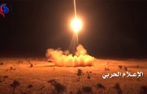 شلیک موشک بالستیک یمنی ها به یک پایگاه نظامی سعودی