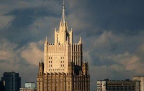 الخارجية الروسية تطالب أوكرانيا بالإفراج عن الصحفي فيشينسكي فورا
