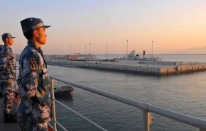 بكين: السفن الأمريكية تنتهك بصرامة سيادة الصين