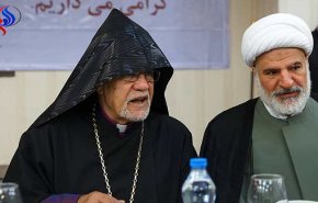 مطران الأرمن في طهران: اميركا عاجزة عن مواجهة اتحاد الشعب الايراني