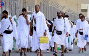 السجن 6 أشهر للمعتمرين المتأخرين عن مغادرة السعودية