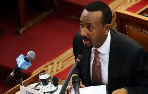 مصر تستقبل آبي أحمد وتعلن التوافق مع إثيوبيا