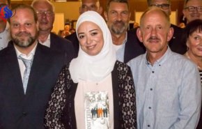 لاجئة سوريّة تفوز بجائزة أفضل السكان في مدينة ألمانية