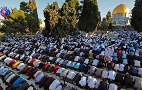۹۰ هزار فلسطینی نماز عید فطر را در مسجد الاقصی اقامه کردند