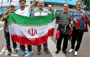 شادی هواداران ایران در شهر سن پترزبورگ روسیه+ عکس