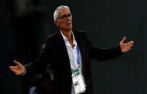 كوبر يكشف سبب عدم مشاركة محمد صلاح في مباراة مصر الأولى